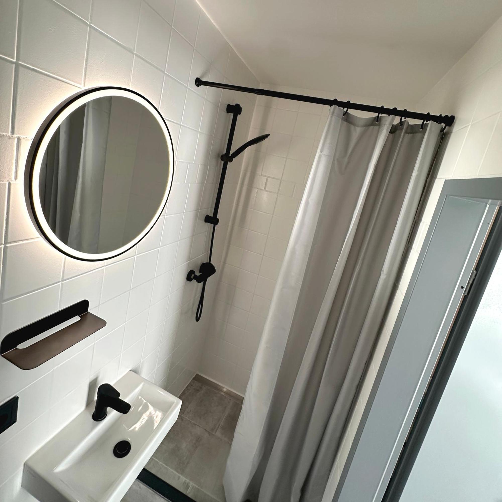 Benztown Hotel Gaestehaus Щутгарт Екстериор снимка