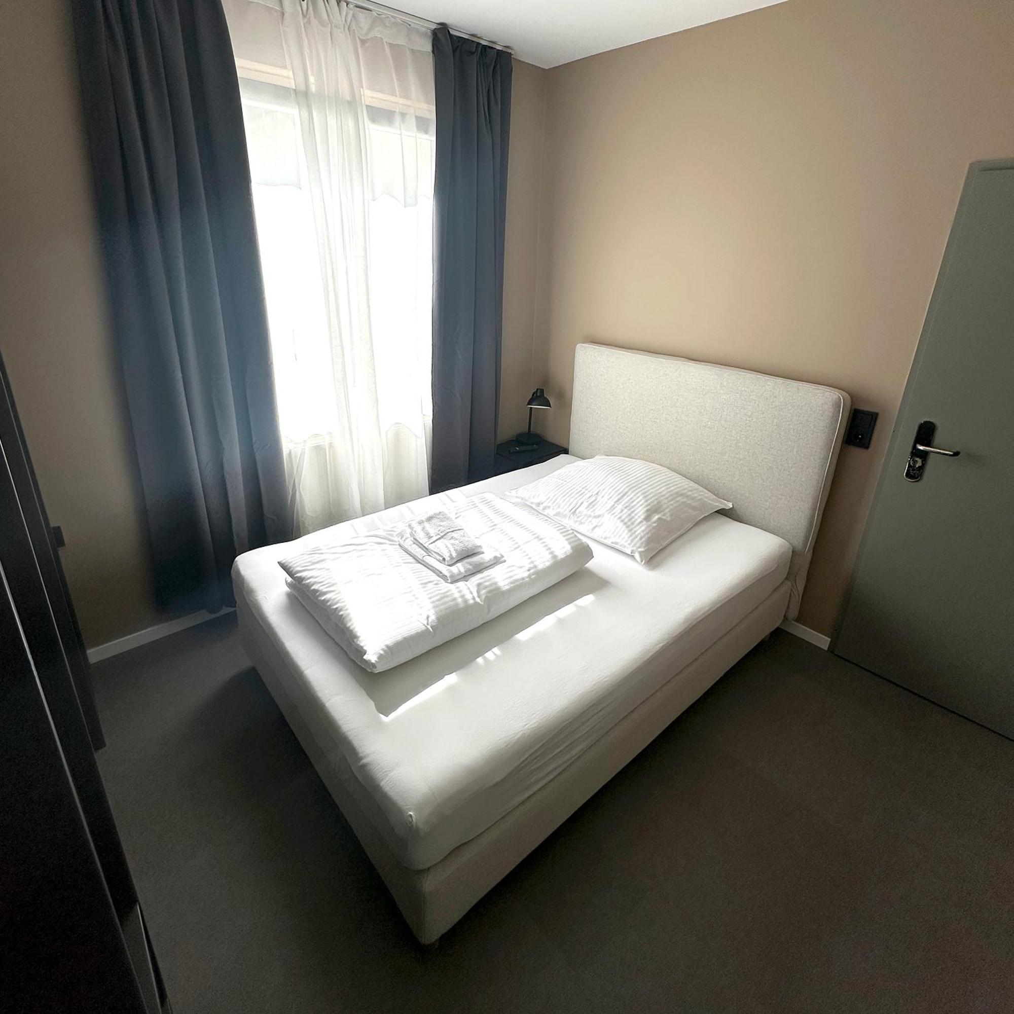 Benztown Hotel Gaestehaus Щутгарт Екстериор снимка